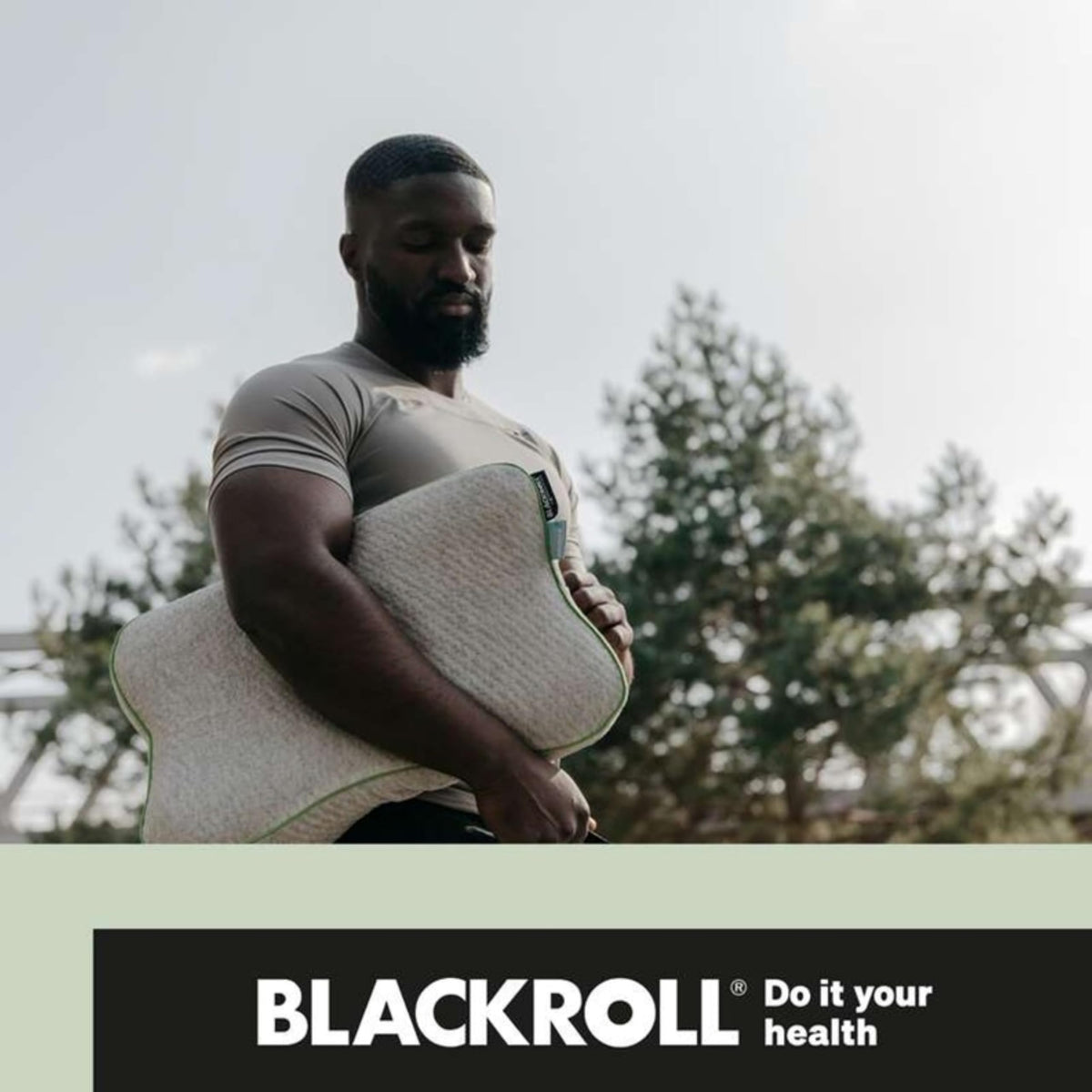 BLACKROLL Recovery Pillow (50 x 30 cm), Kopfkissen für erholsamen Schlaf, ergonomisches Kissen mit Travel Bag für Reisen, Nackenkissen aus Viscose Memory Schaum, Made in Germany
