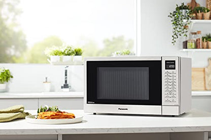 Panasonic Solo Inverter Microwave Oven
